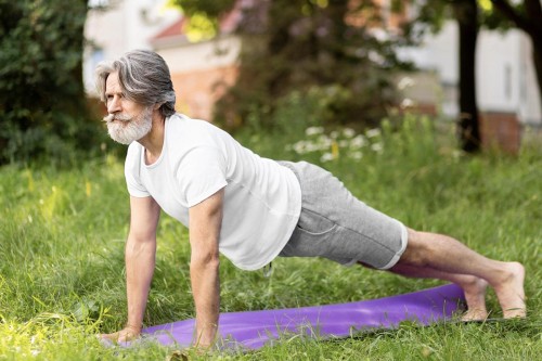 Spacery jako najprostsza forma dbania o zdrowie seniora